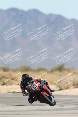 media/Oct-05-2025-CVMA (Sun) [[beeef4f201]]/Race 9-The Shootout/